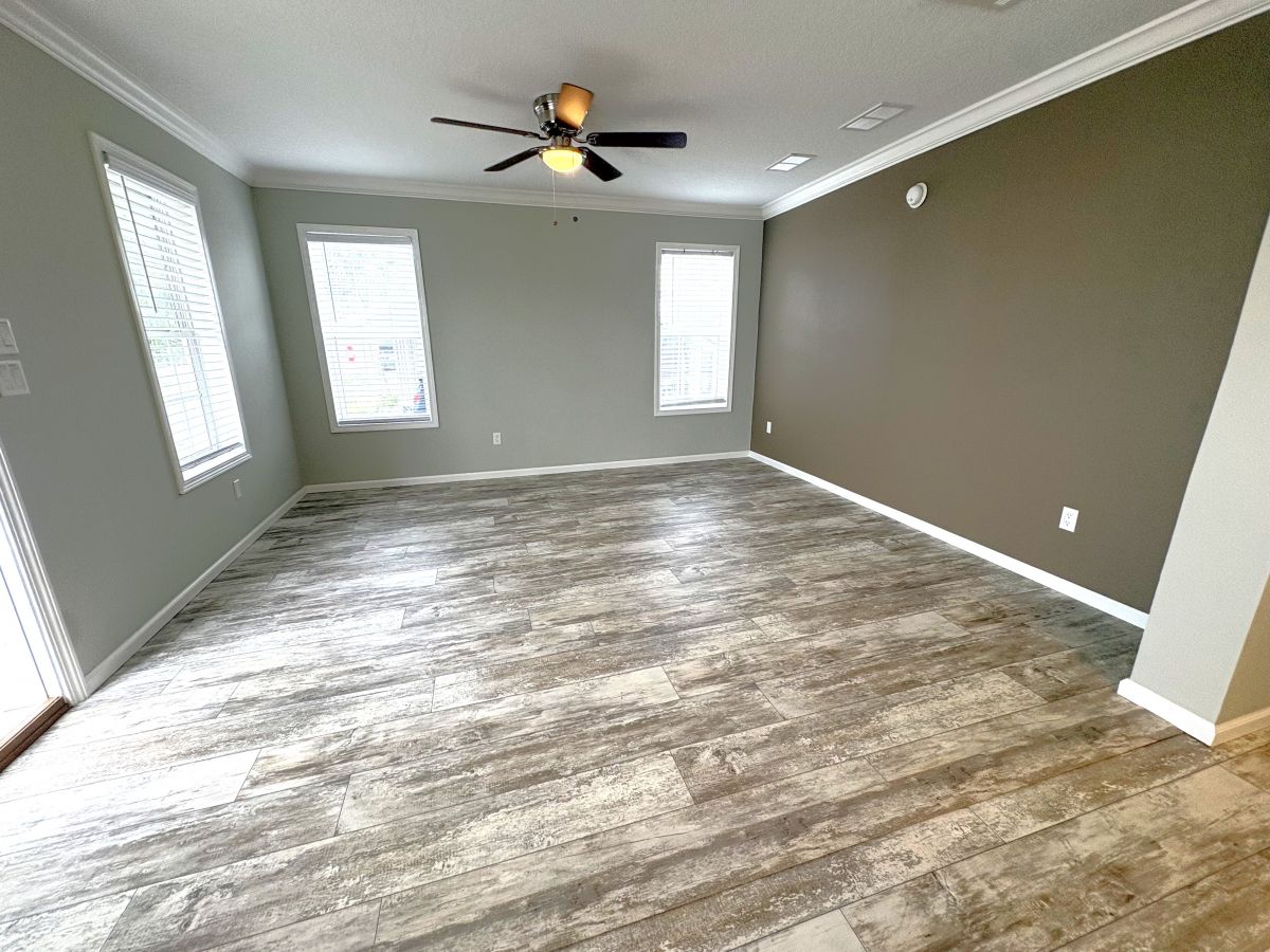 2552 NE Turner Ave #0055