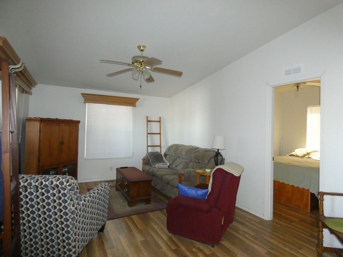 1110 North Henness Rd 359