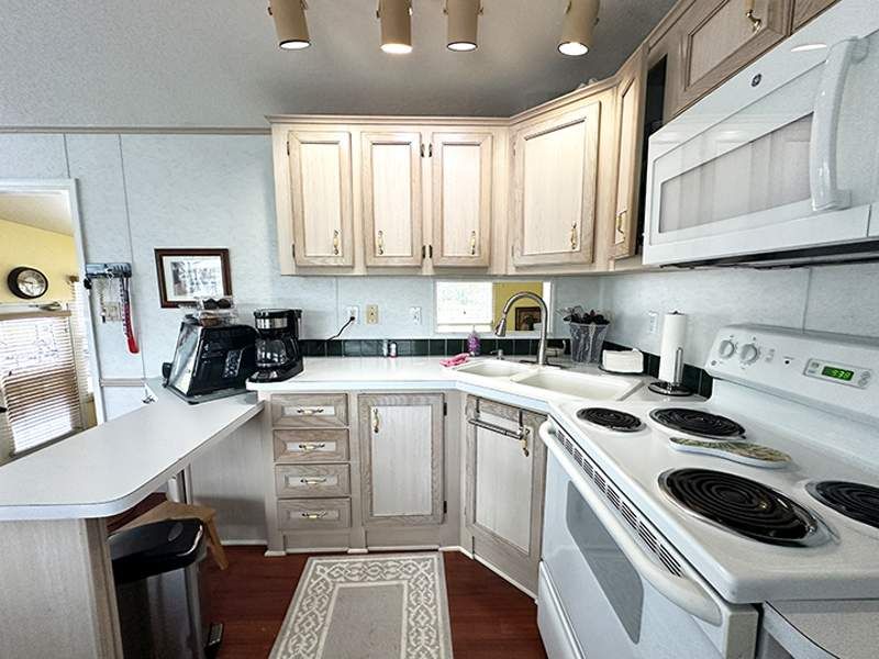 25501 Trost Blvd. 09-37