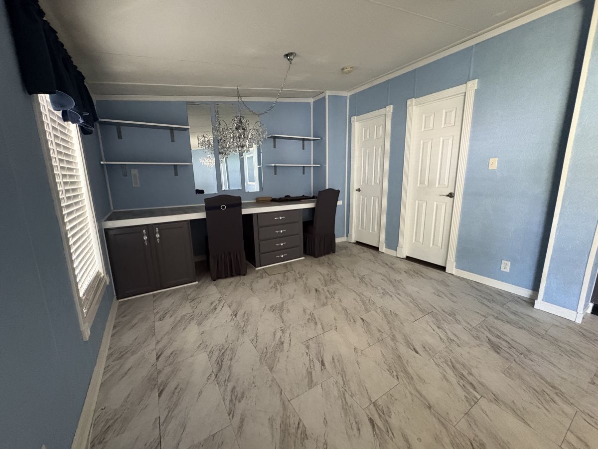 135 Winterdale Dr. S