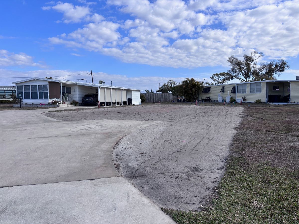 68 LOREN DRIVE - COMING SOON