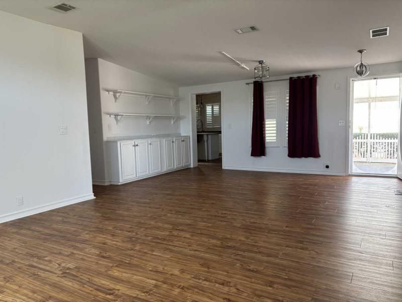 255 Blue Heron Lake Circle #411