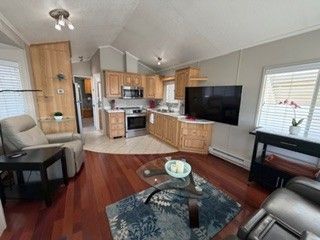 10442 N Frontage Rd #383