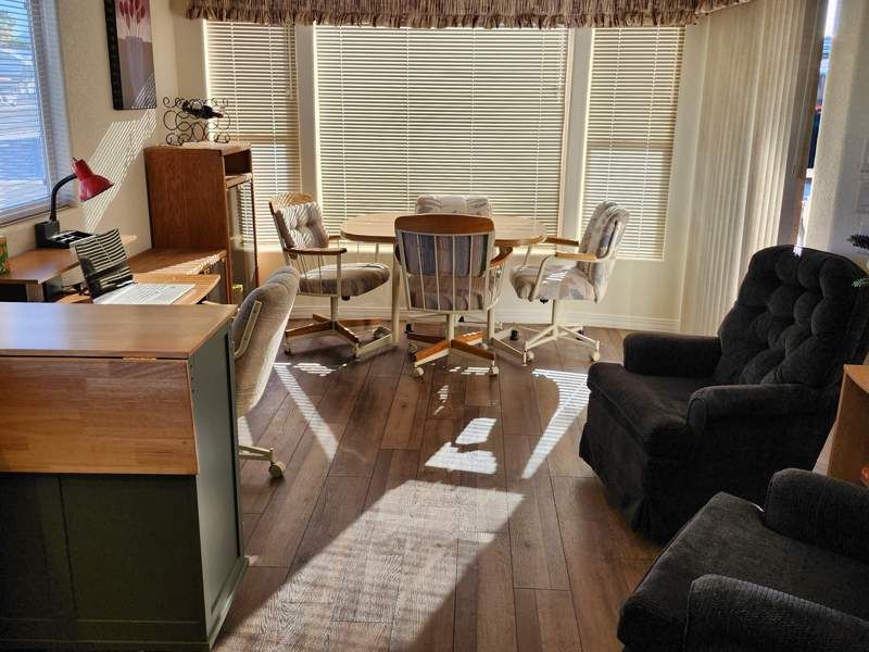 10442 N Frontage Rd #081