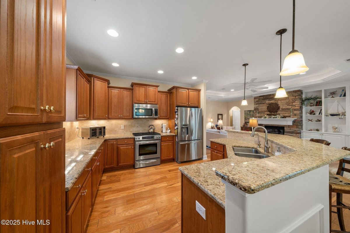 8269 Crest Top Court