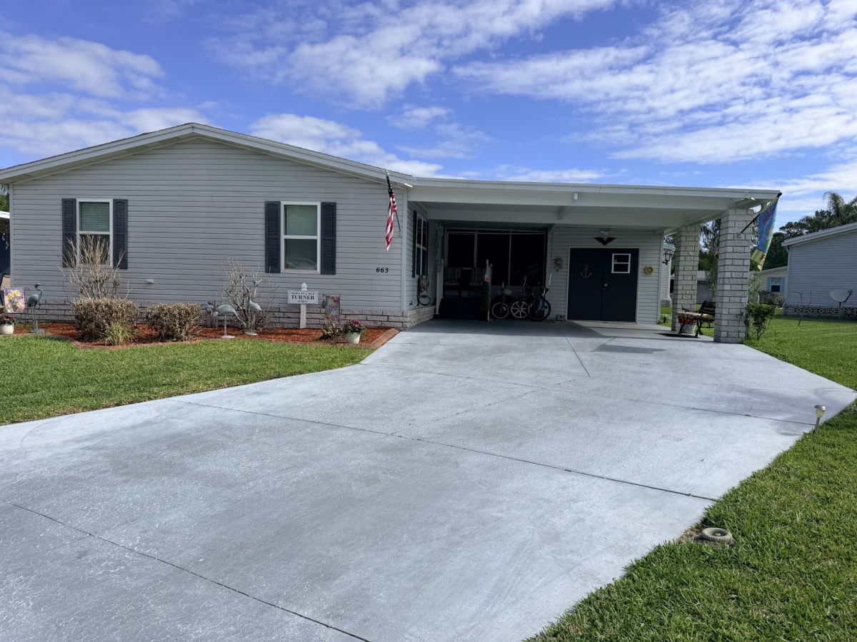 663 Waterfront Dr