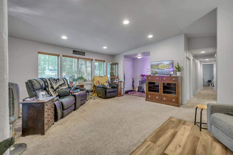 20027 137th Avenue Court E