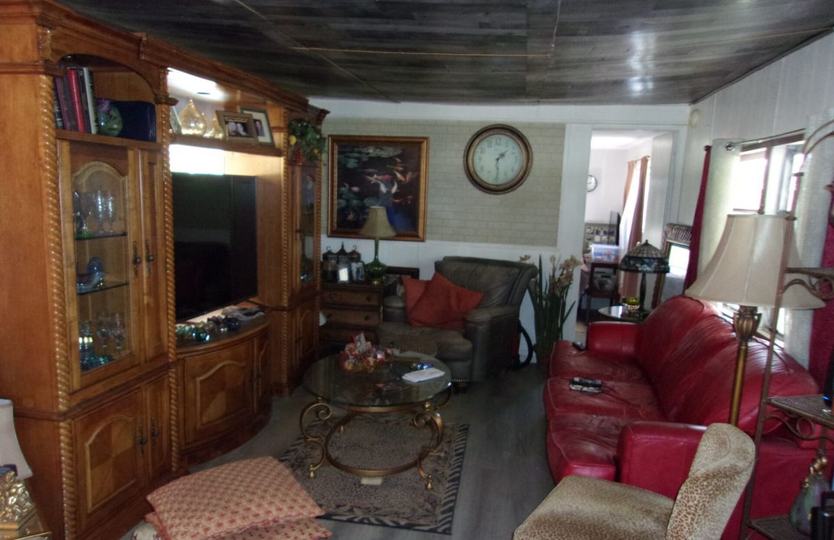 1803 Amberwood Drive