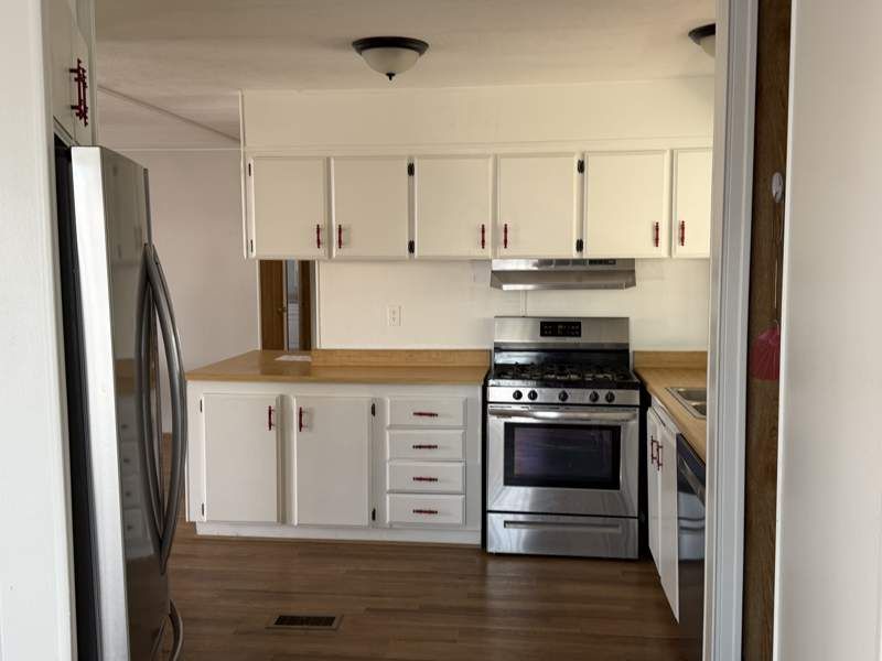 3300 E. Broadway Rd. #121