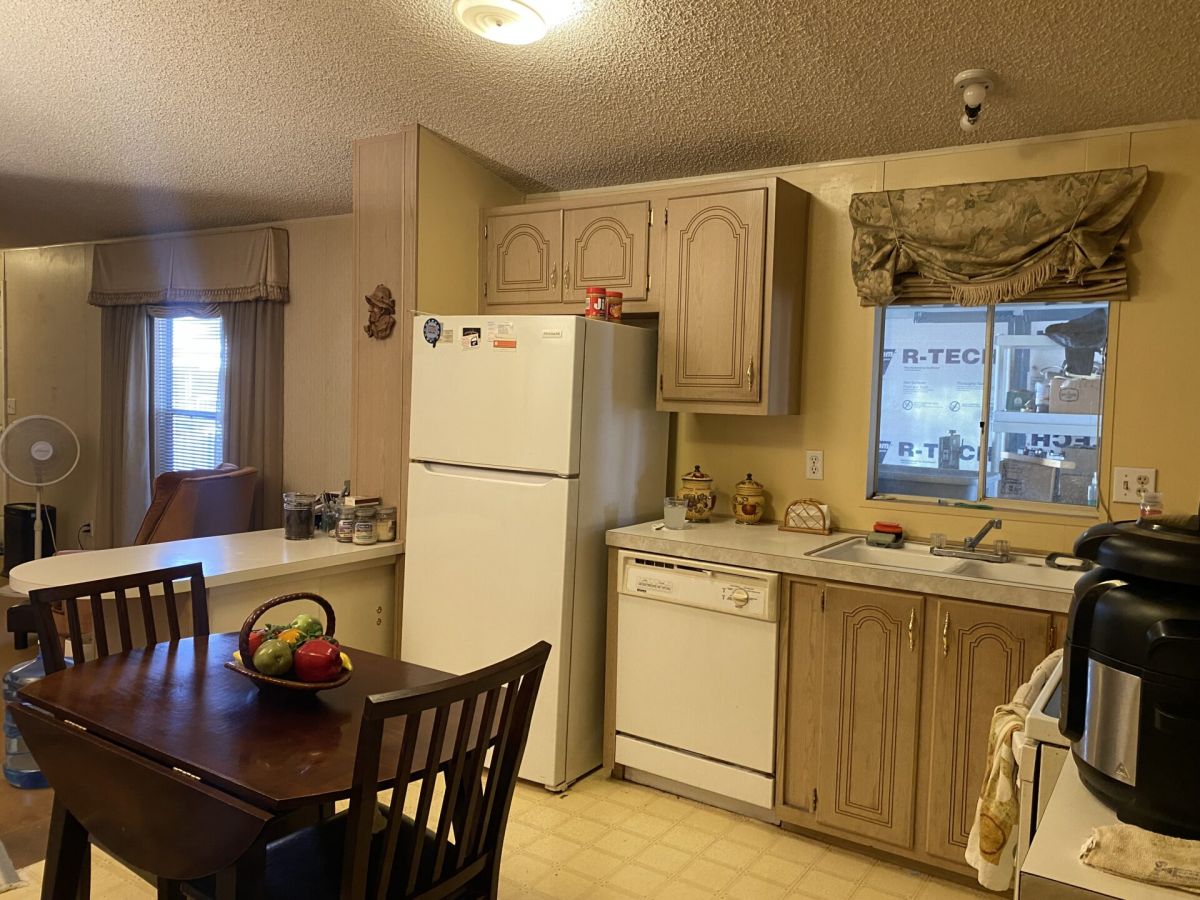 5201 W Camelback Rd, Site F210