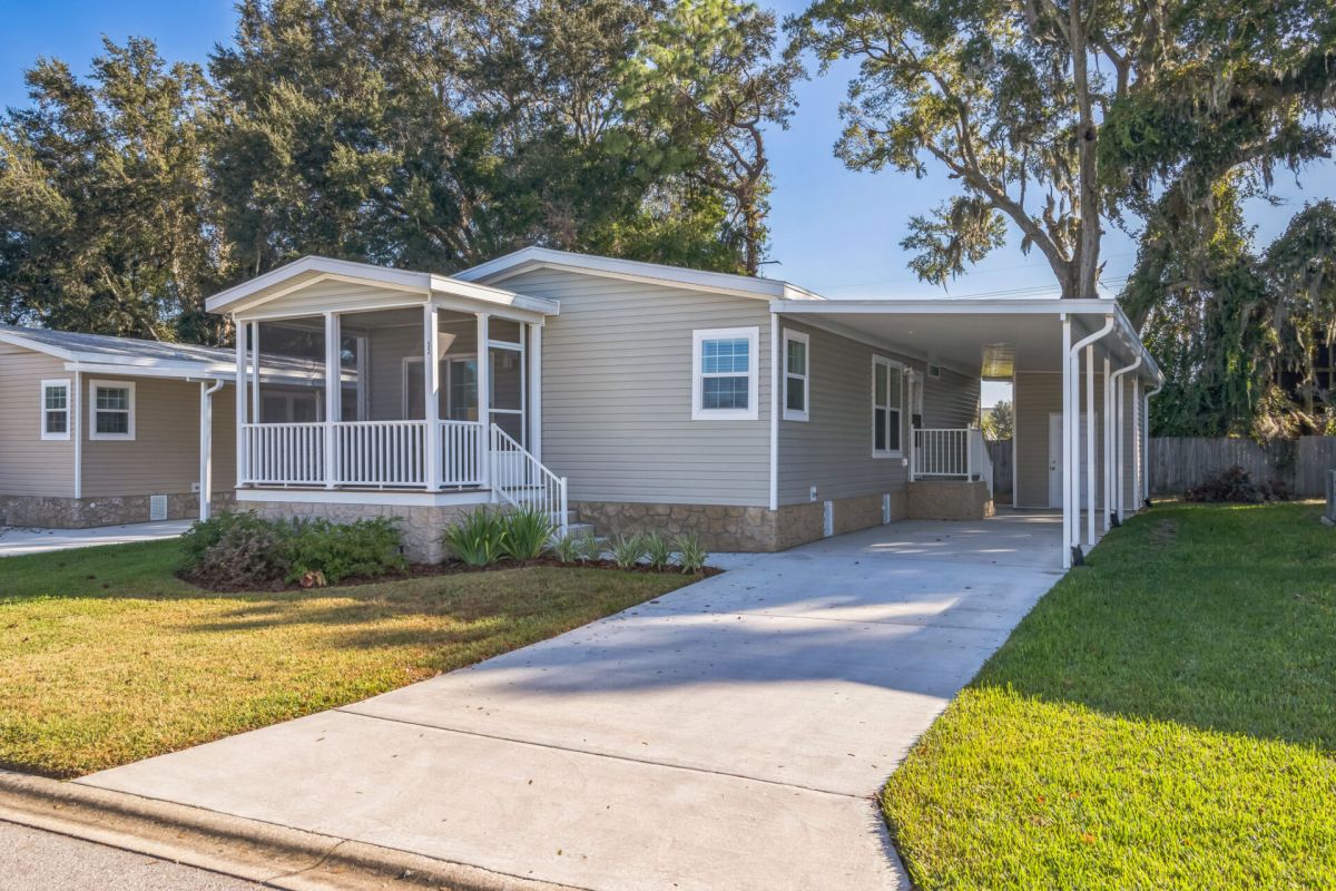 3151 NW 44 Avenue Lot 52