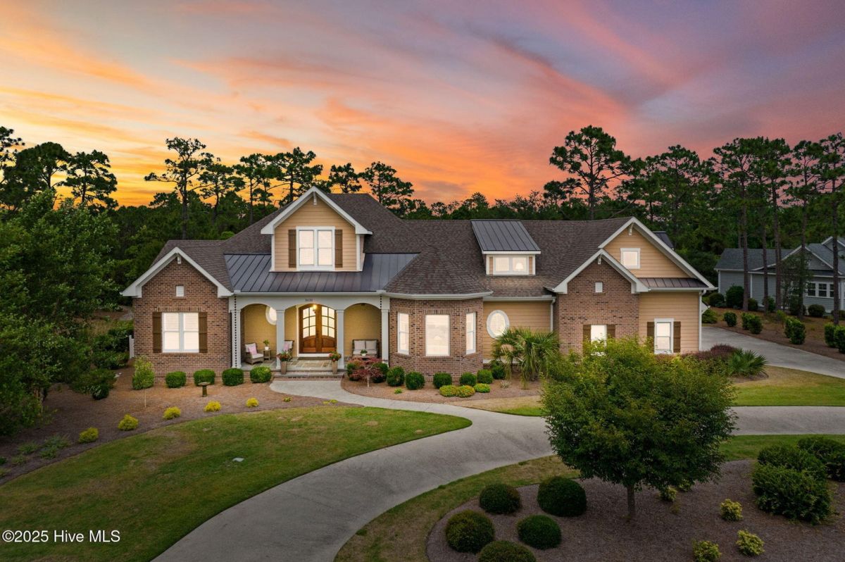 3632 Holly Harbor Drive