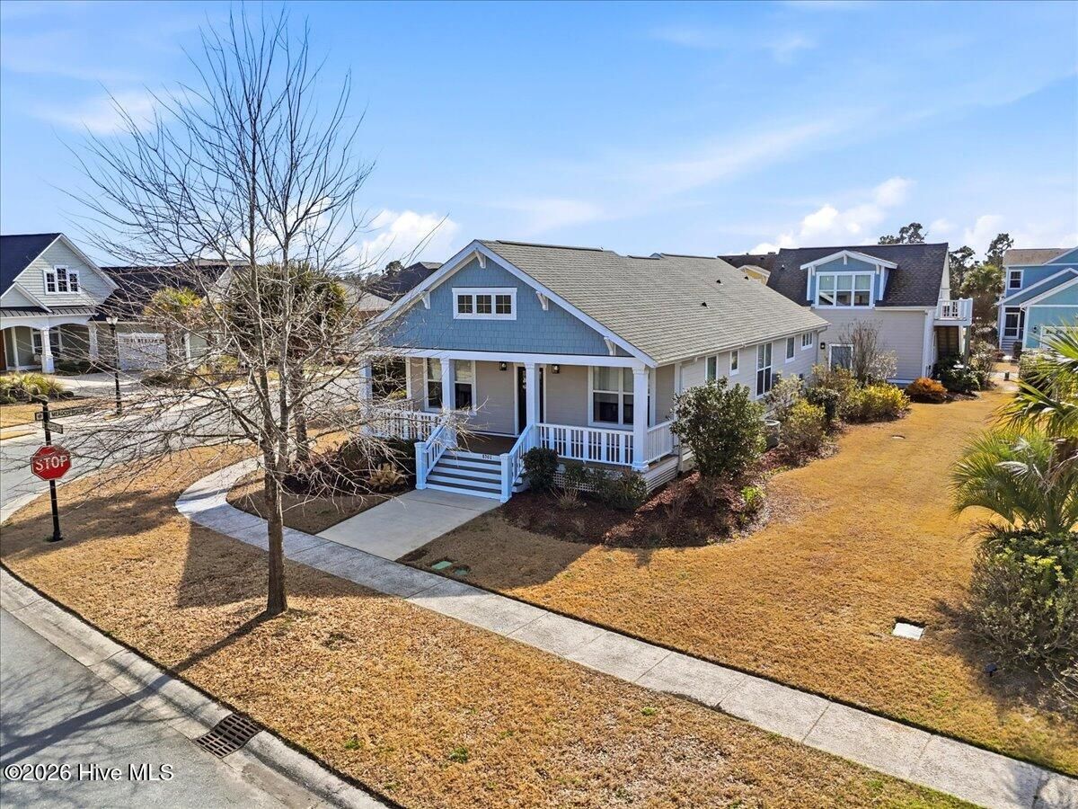 8701 Maple Ash Trail