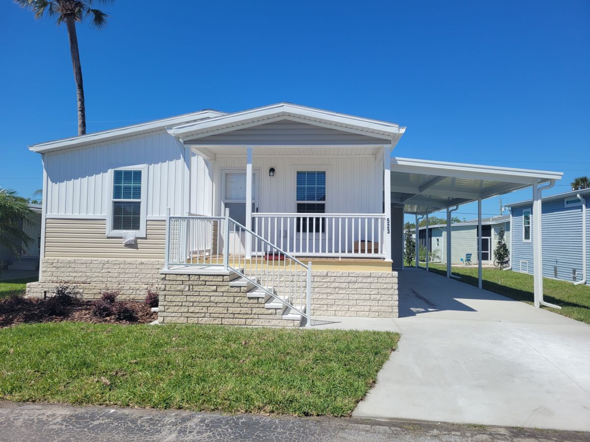 3901 Bahia Vista St. #523