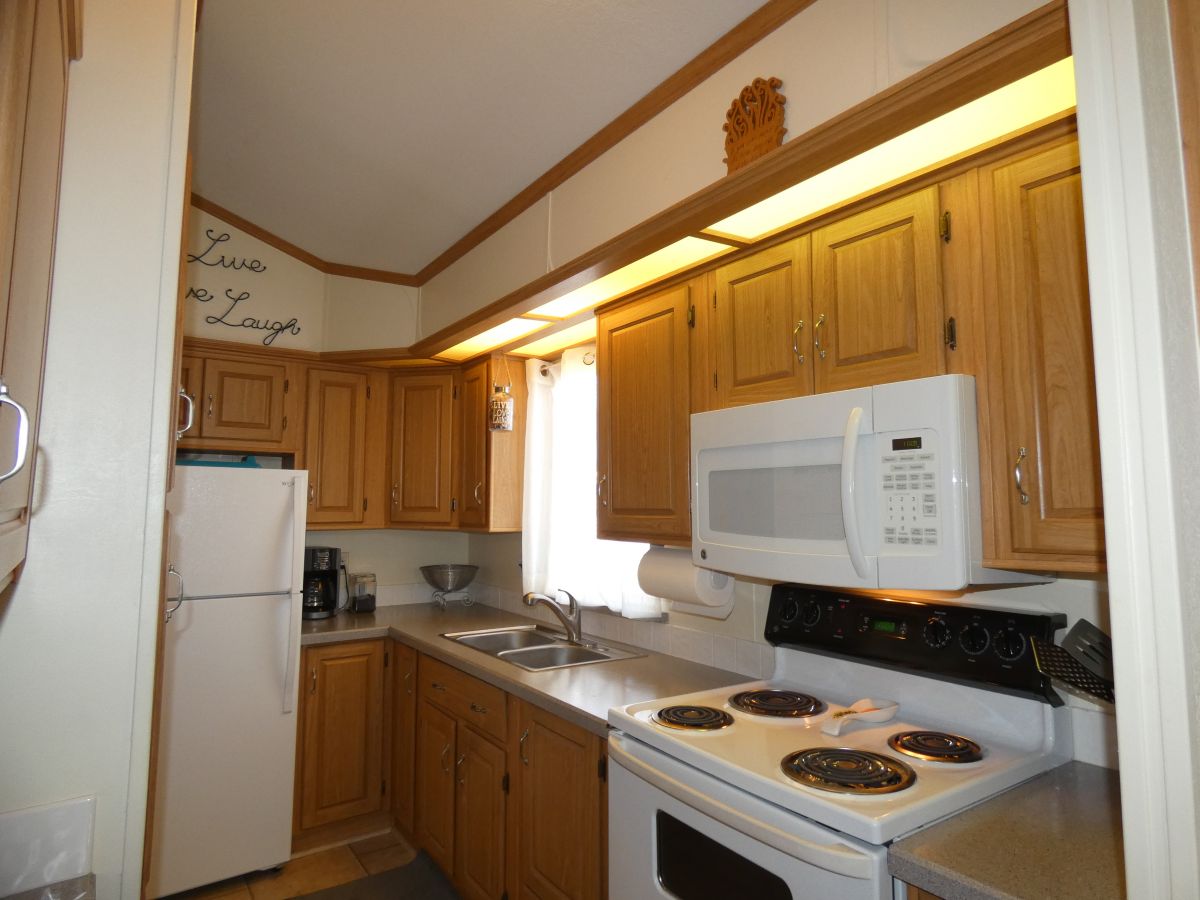 1110 North Henness Road, Site 180