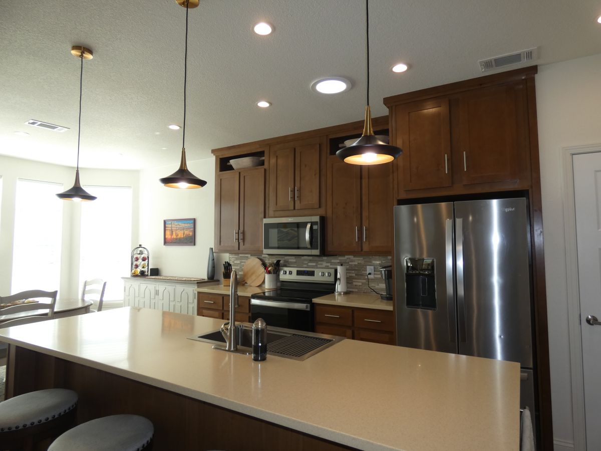 1110 North Henness Rd 2328