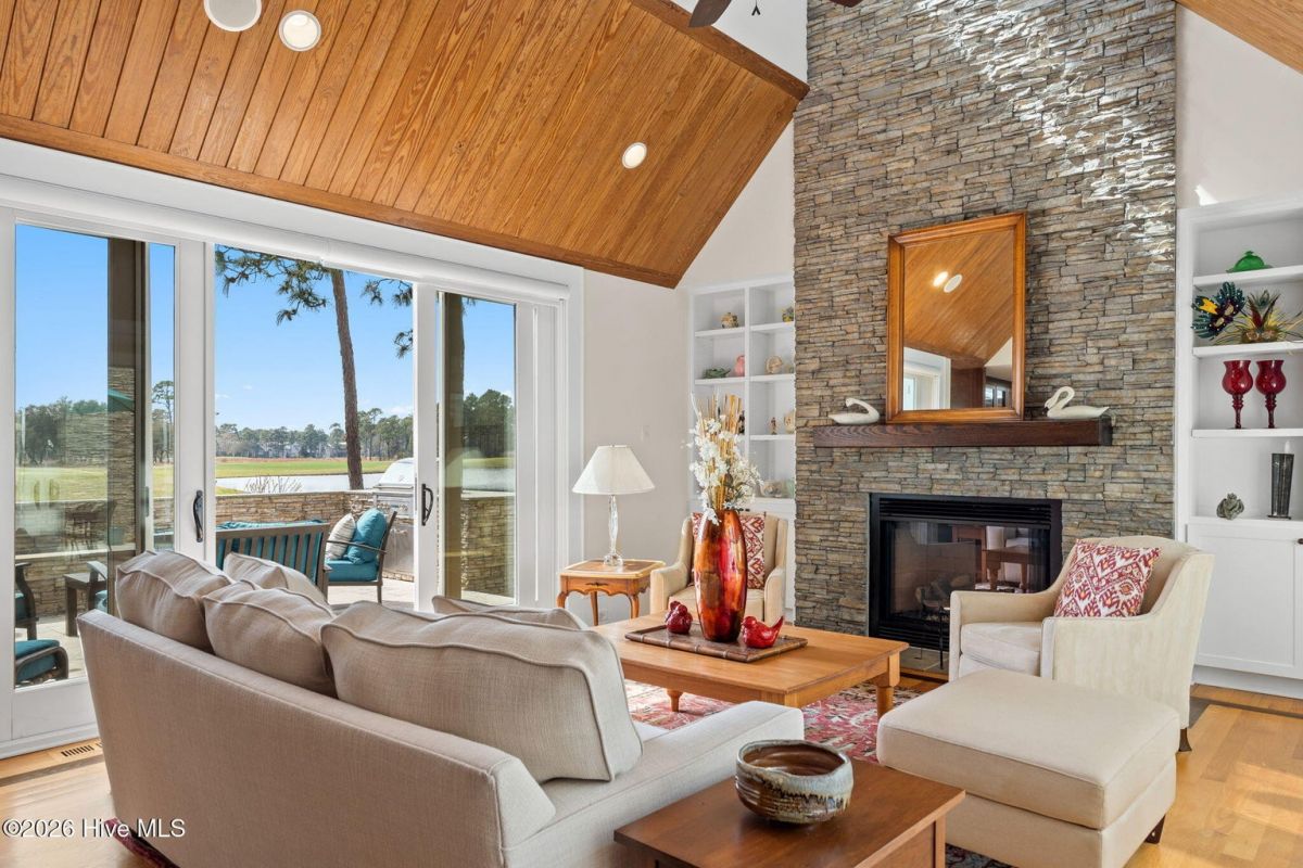 3190 Moss Hammock Wynd