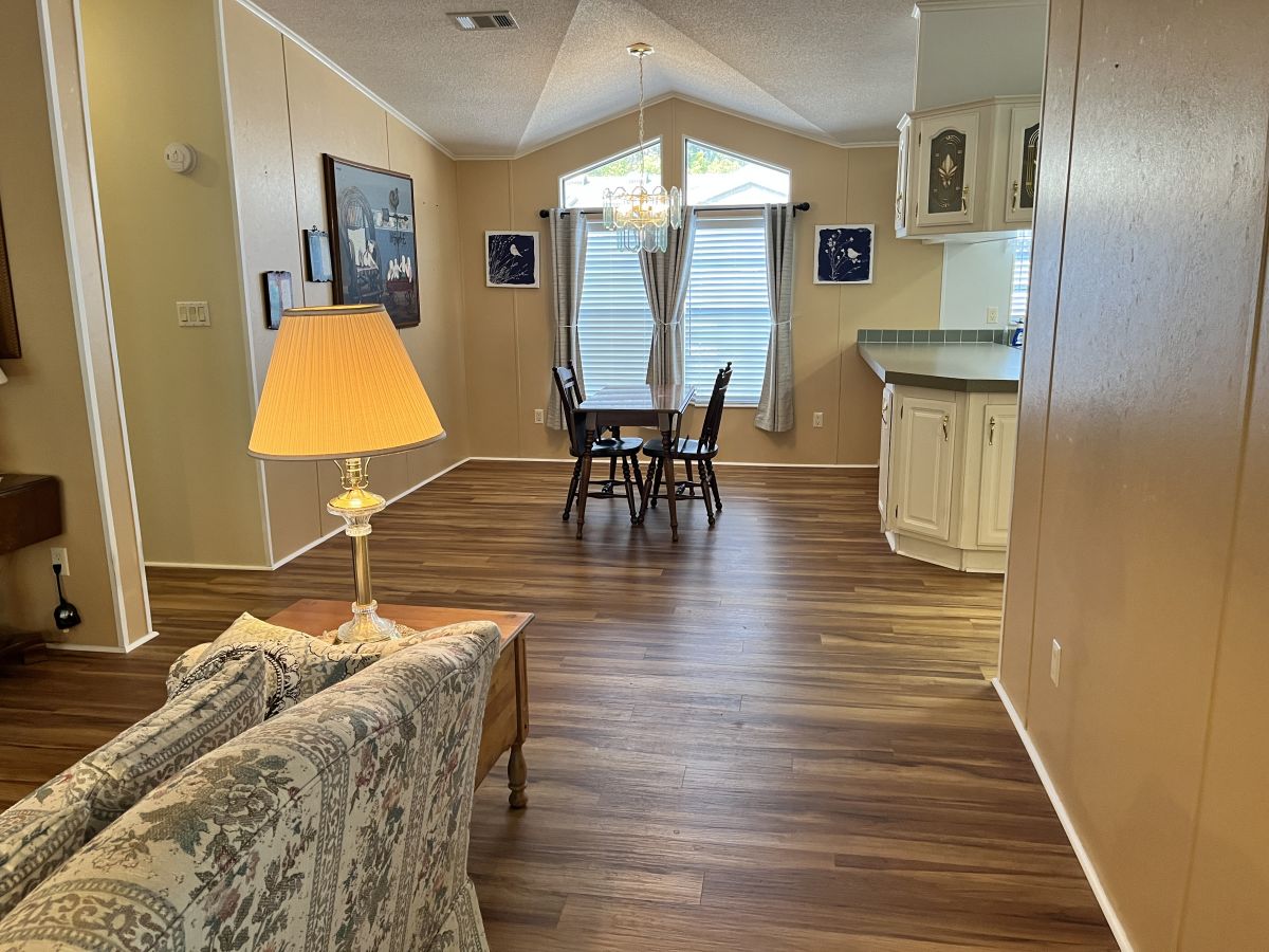 1070 Navel Orange Dr.