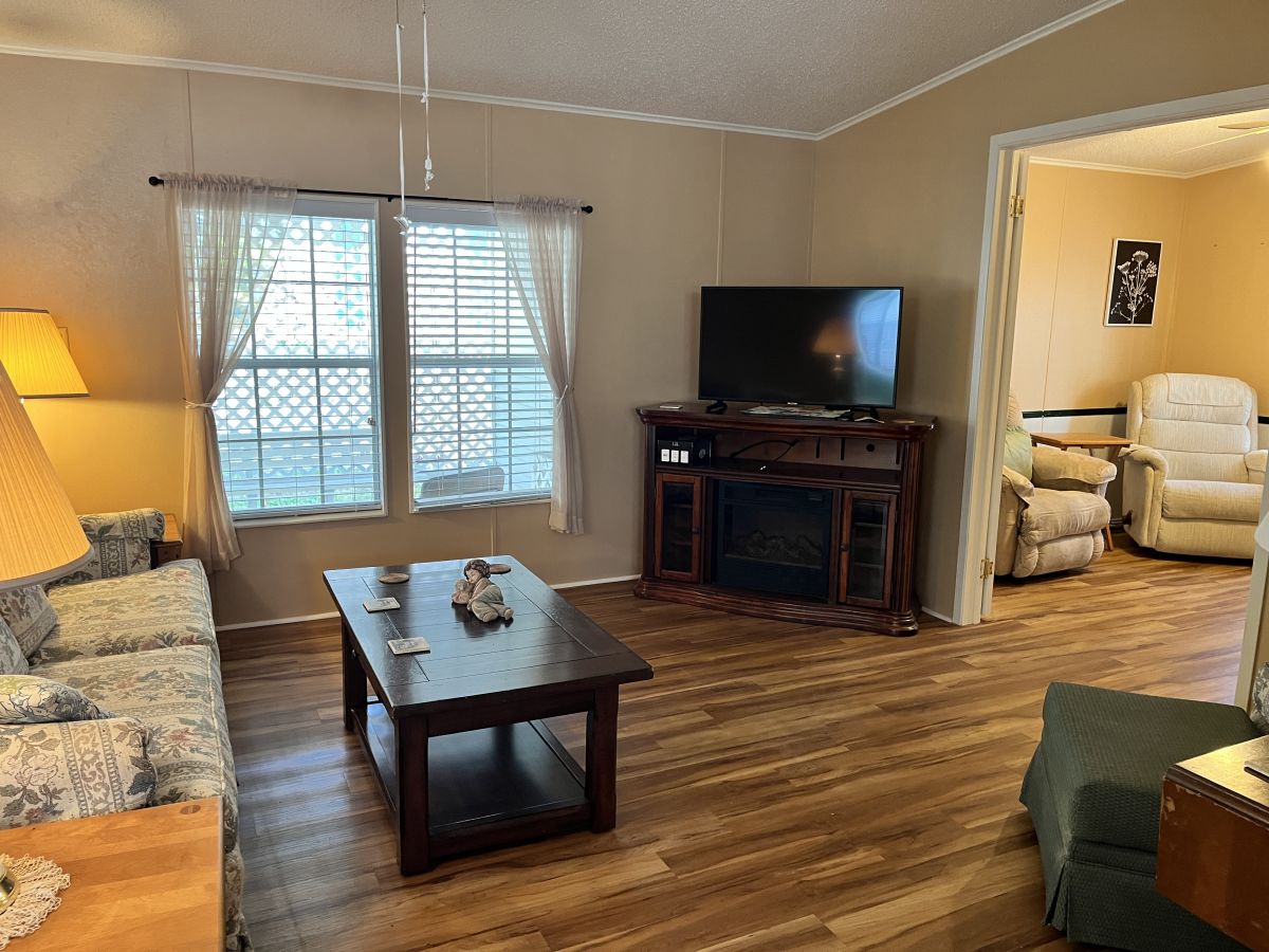 1070 Navel Orange Dr.