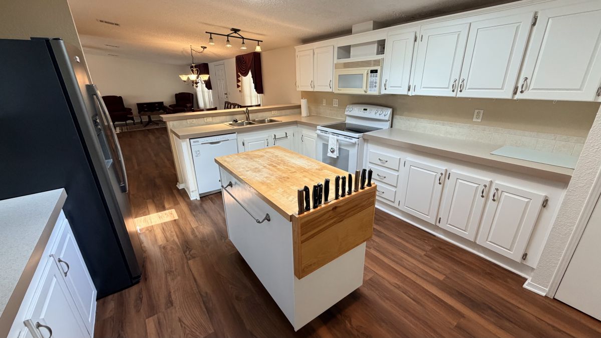 10298 S Amesbury Drive