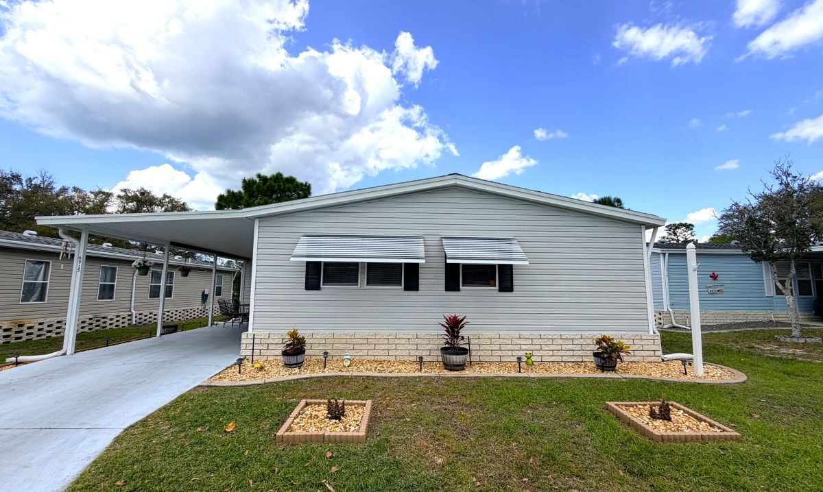 6915 W Rushport Lane