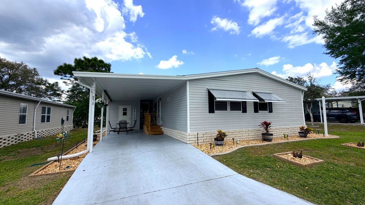 6915 W Rushport Lane