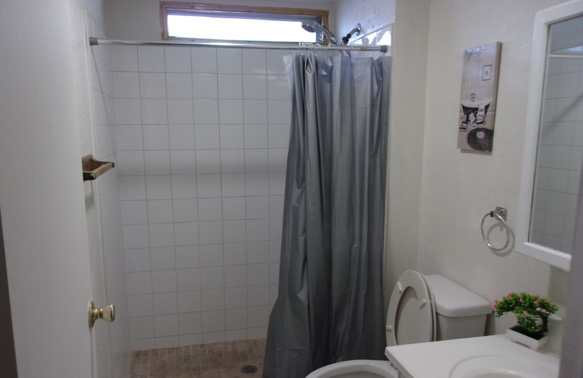 1834 Amberwood Drive