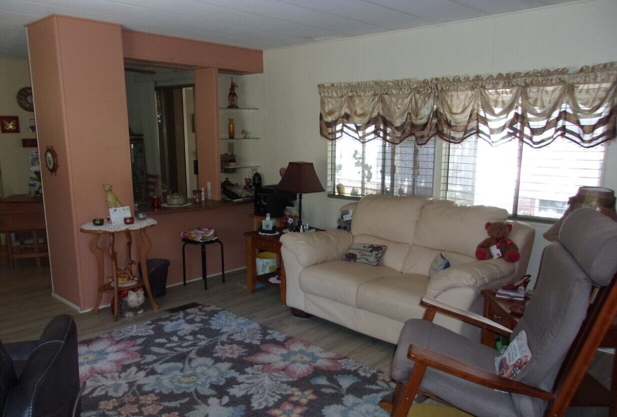 3513 Woodcrest Drive