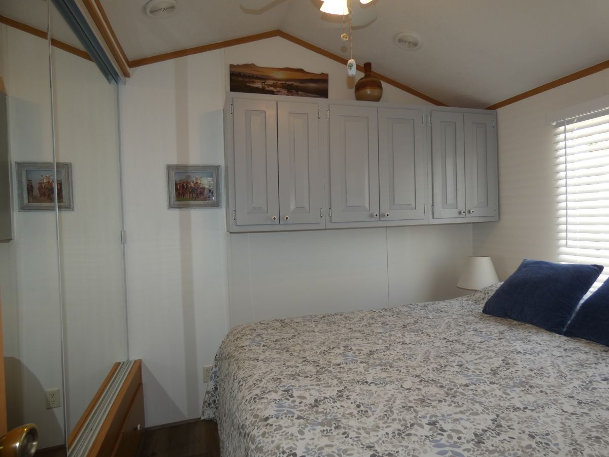 1110 North Henness Road, Site 902