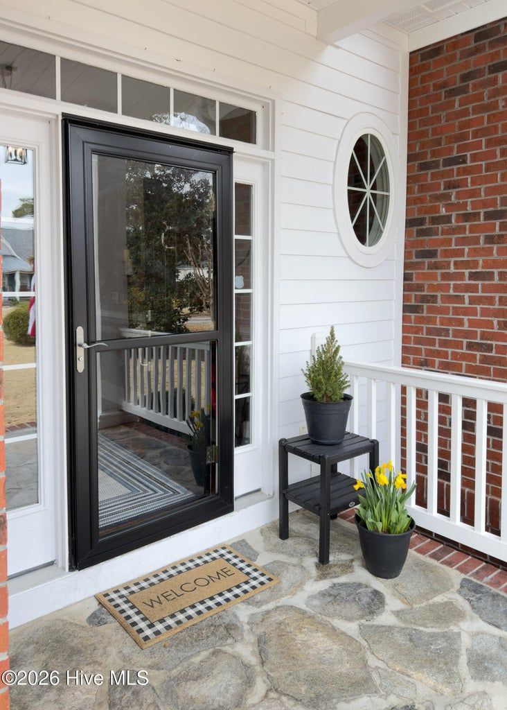 2764 Cedar Crest Drive