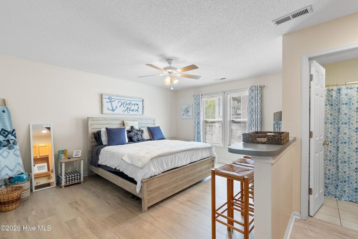 3350 Club Villas Drive