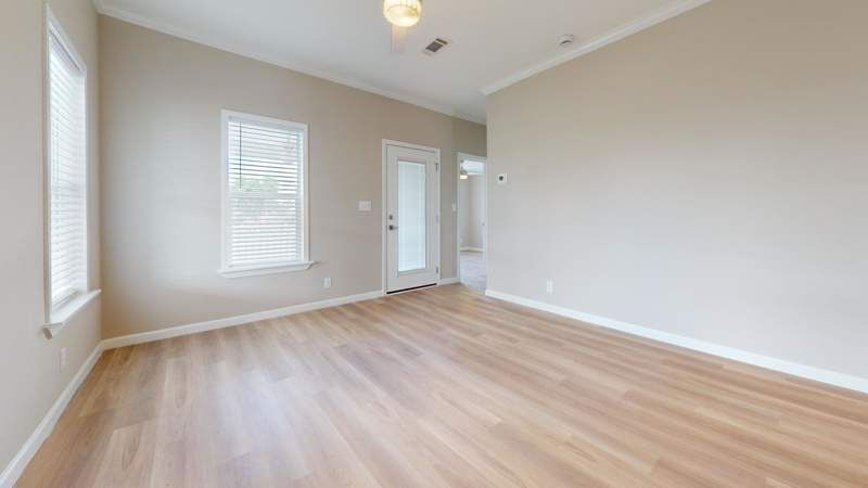 25671 Redblush Circle