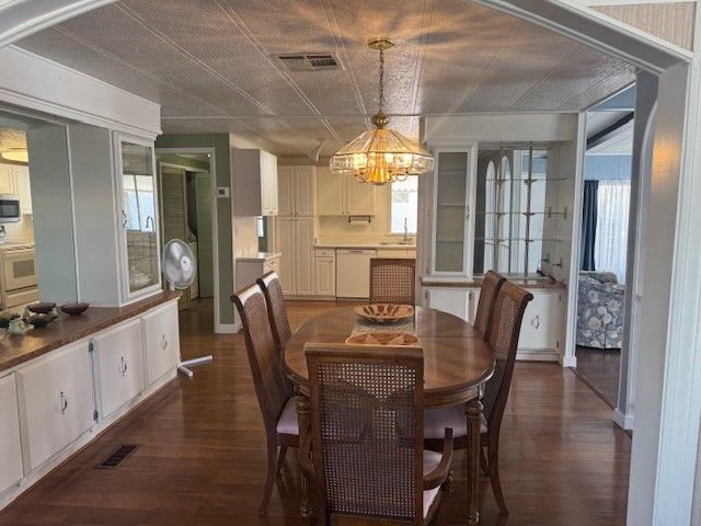 3104 E. BROADWAY, LOT #49