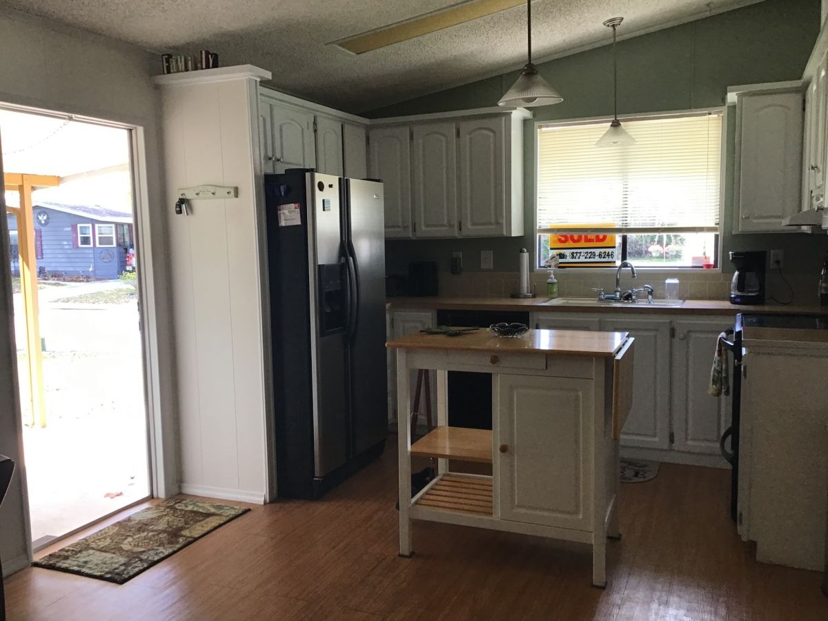 1313 Calle Bonita Dr.