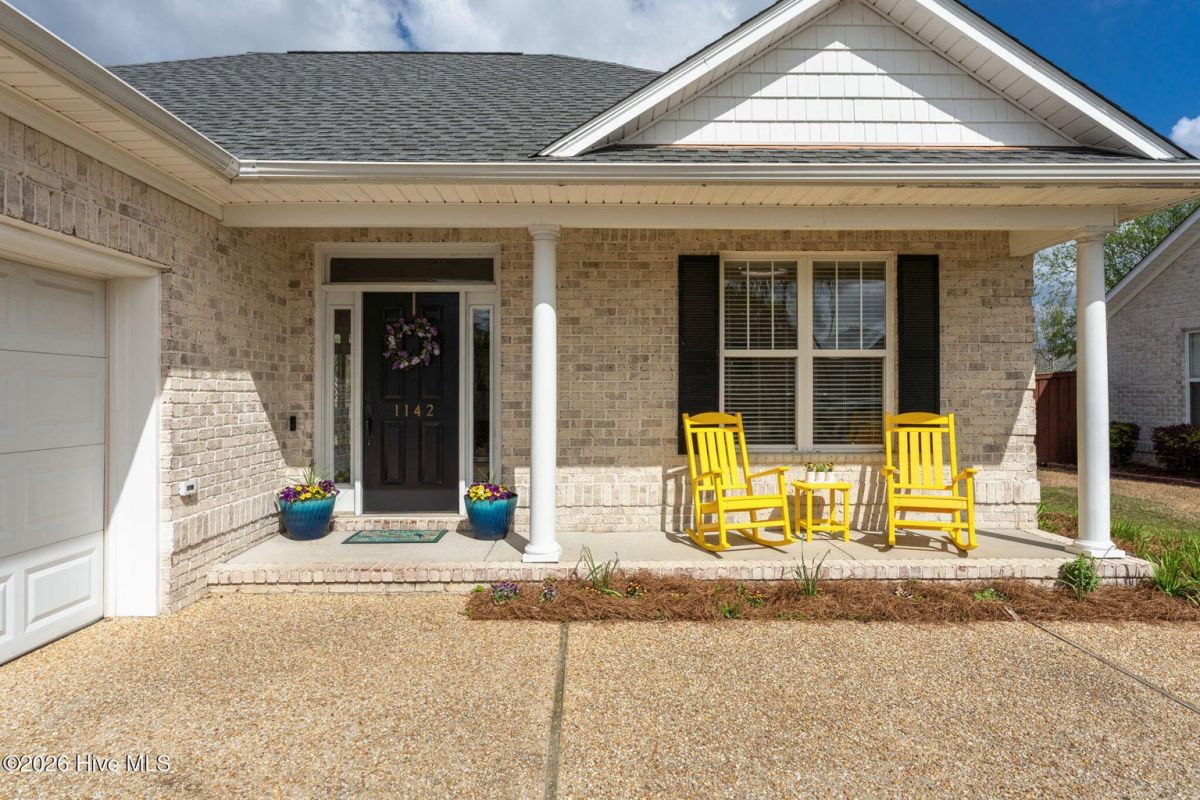 1142 Garden Club Way