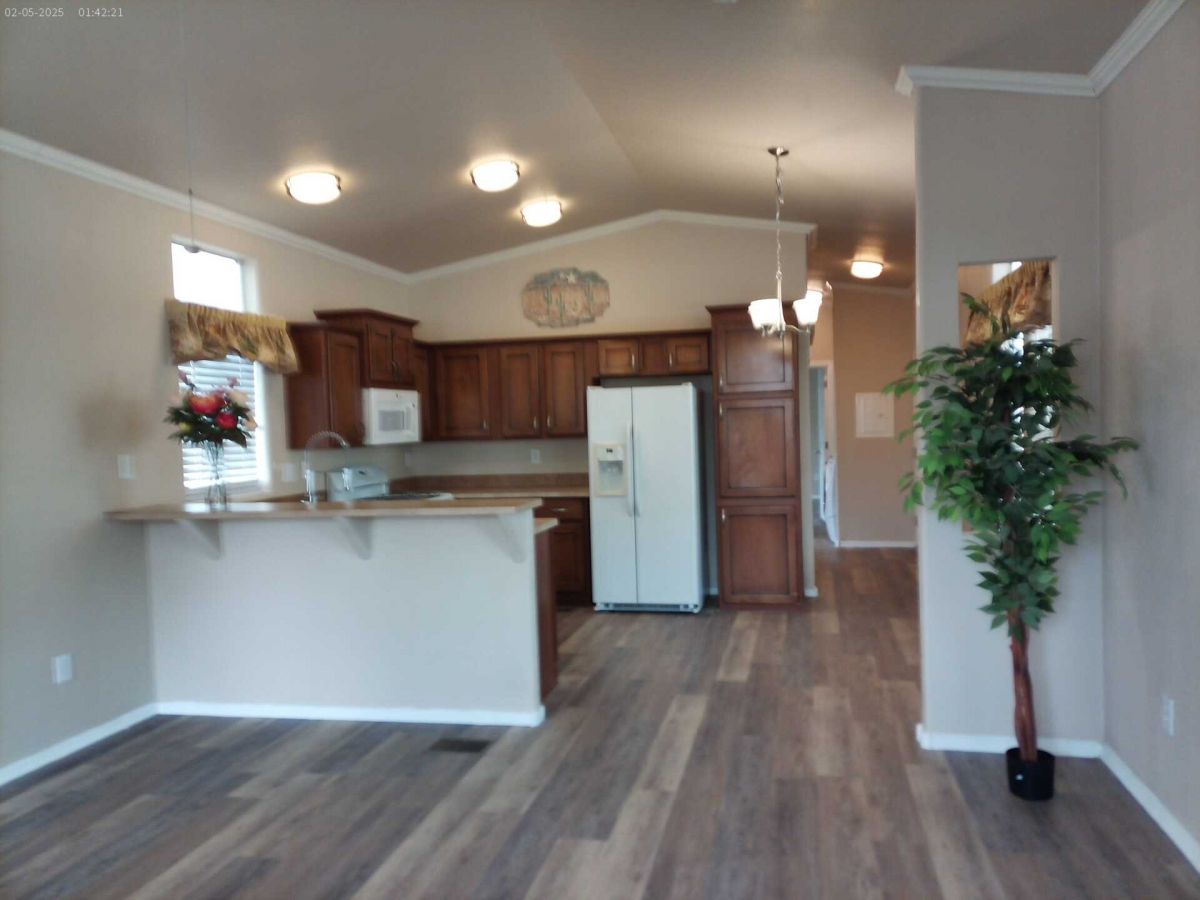 7112 Pan American Fwy NE # 19