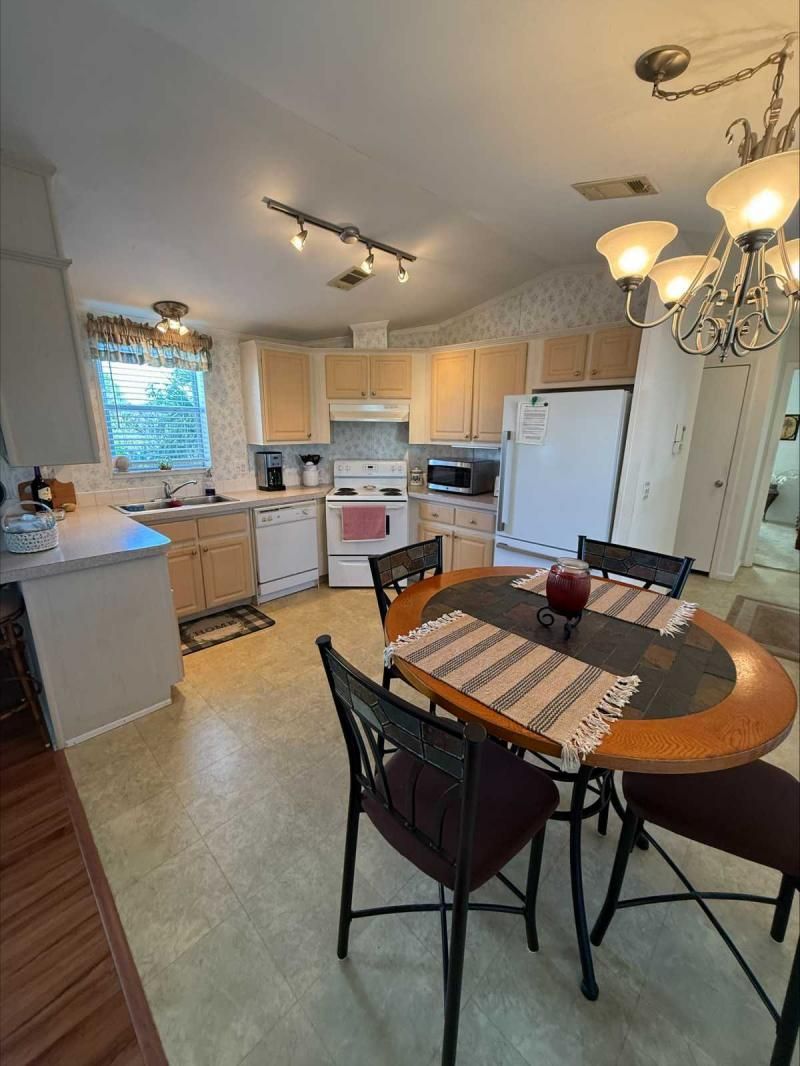 701 Aqui Esta Dr #132