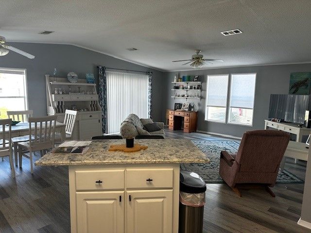 5200 28th Street North, #182