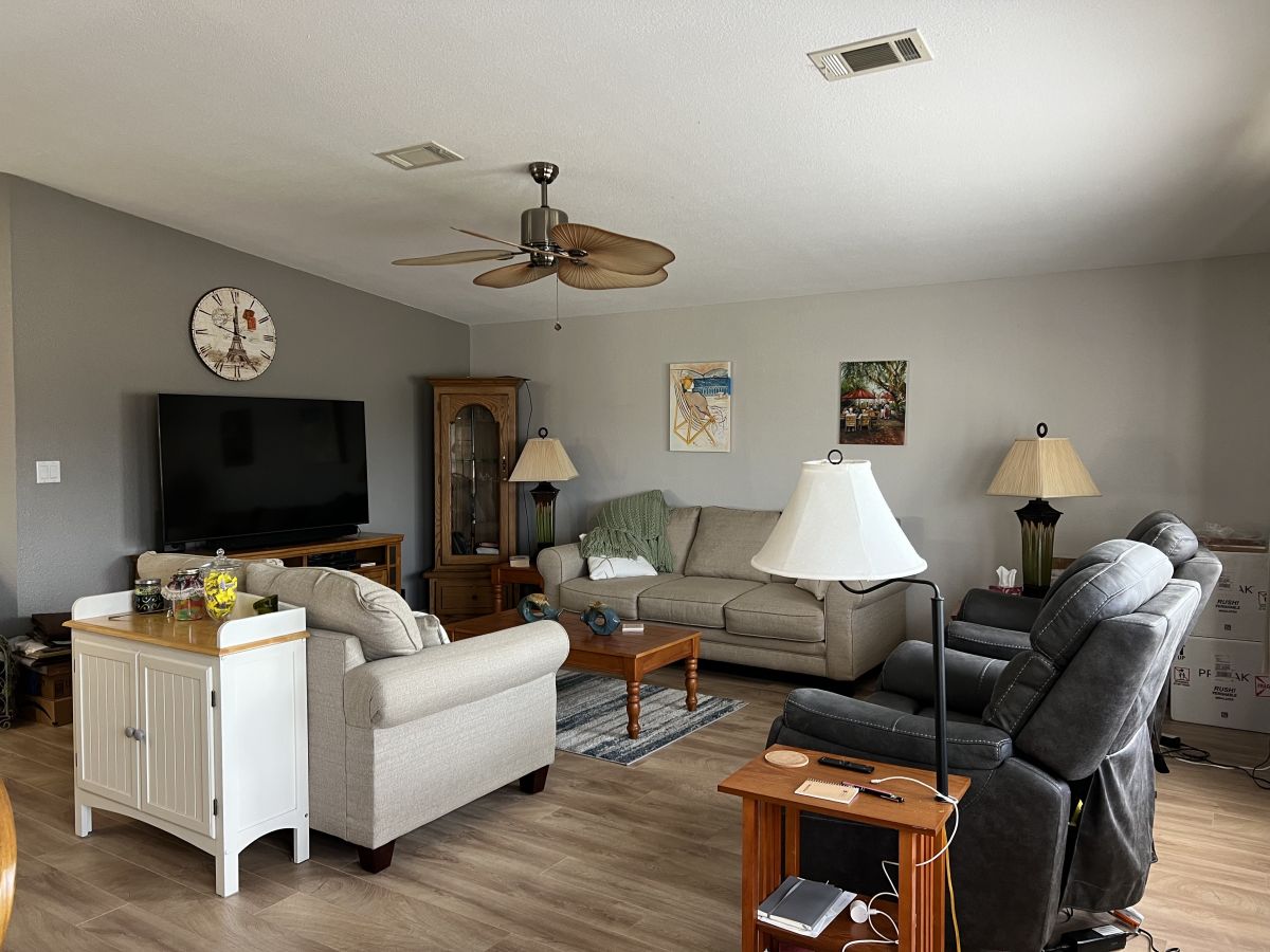 29200 S. Jones Loop Road #528