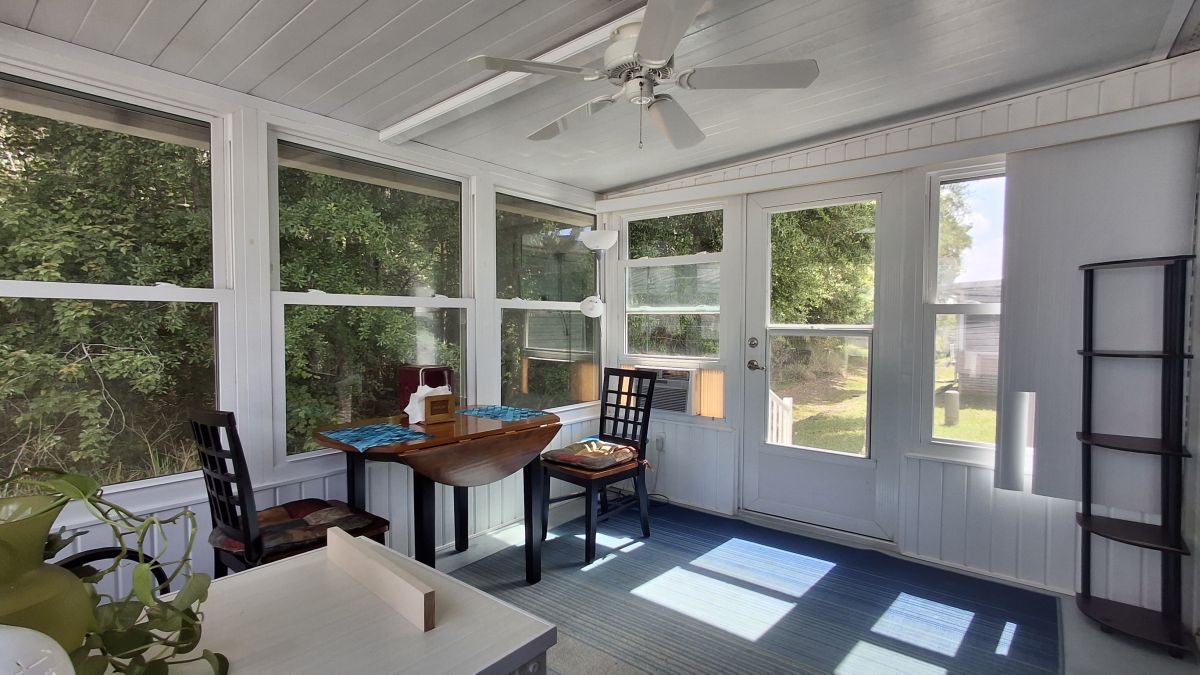 309 MAPLECREST DRIVE