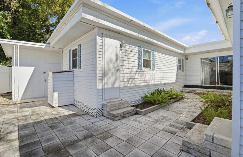 1212 N. Kimona Drive