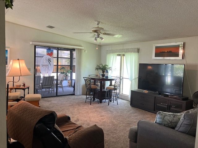 192 Queen Palm Drive