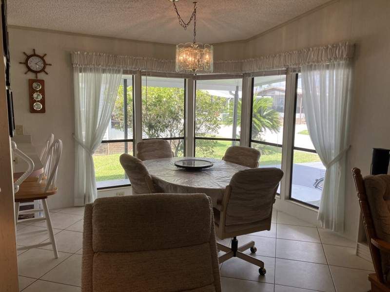 192 Queen Palm Drive