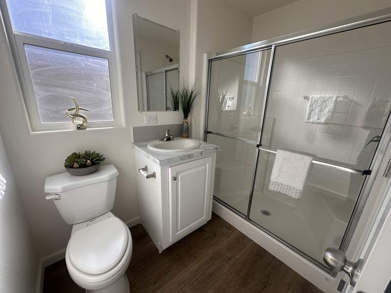 2727 E. University Drive, #019