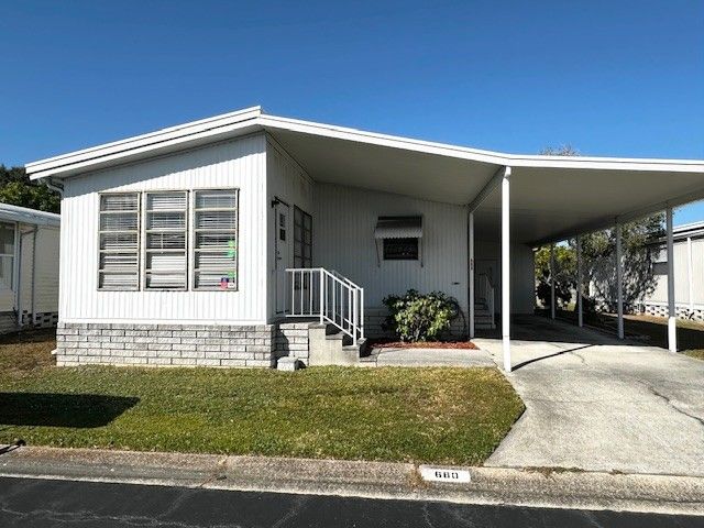 5200 28th Street North, #660