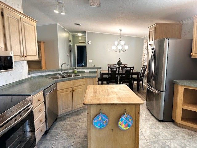 5200 28th Street North, #329