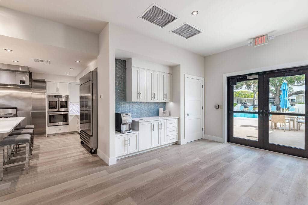 6942 W. Olive Ave. #073