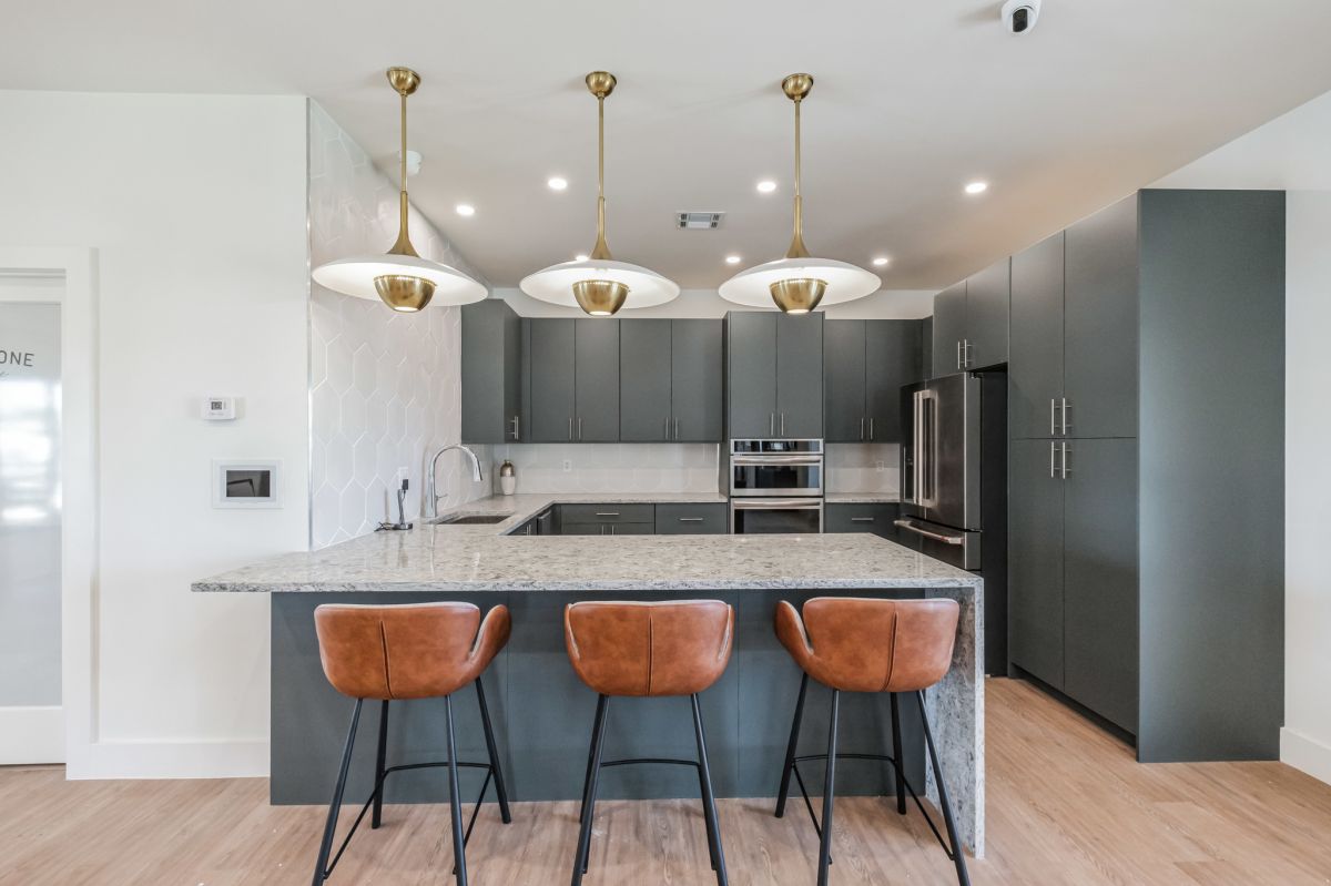 6942 W. Olive Ave. #073