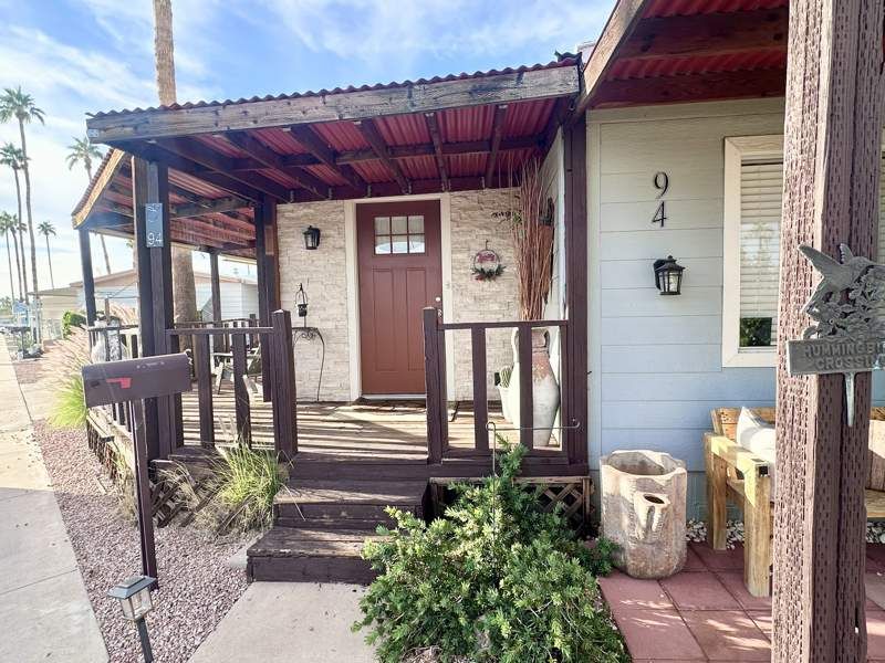 4065 E. University Drive #94