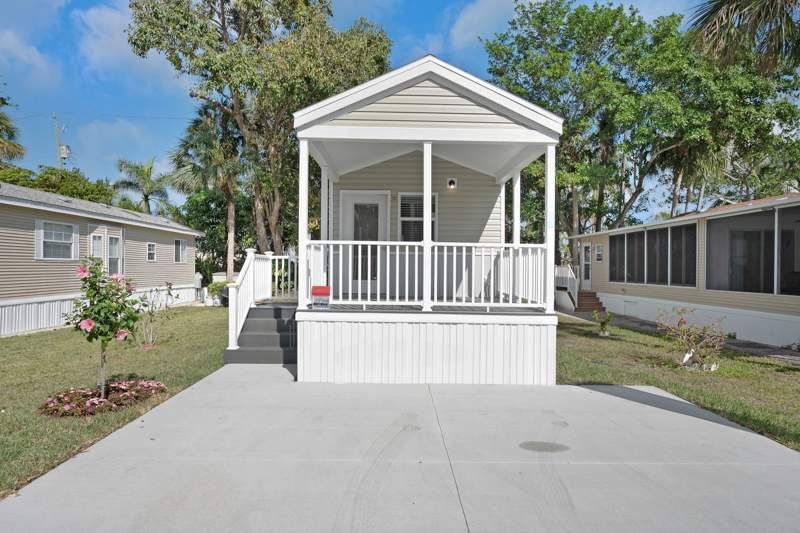 3100 North Road #305